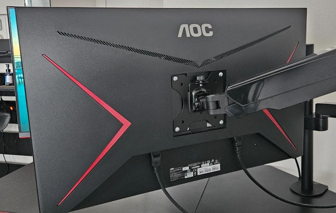 AOC 27インチ ゲーミングモニター (IPSパネル)