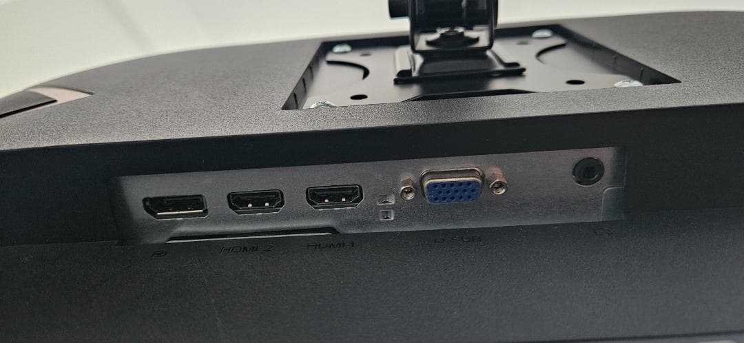 AOC 27インチ ゲーミングモニター (IPSパネル)