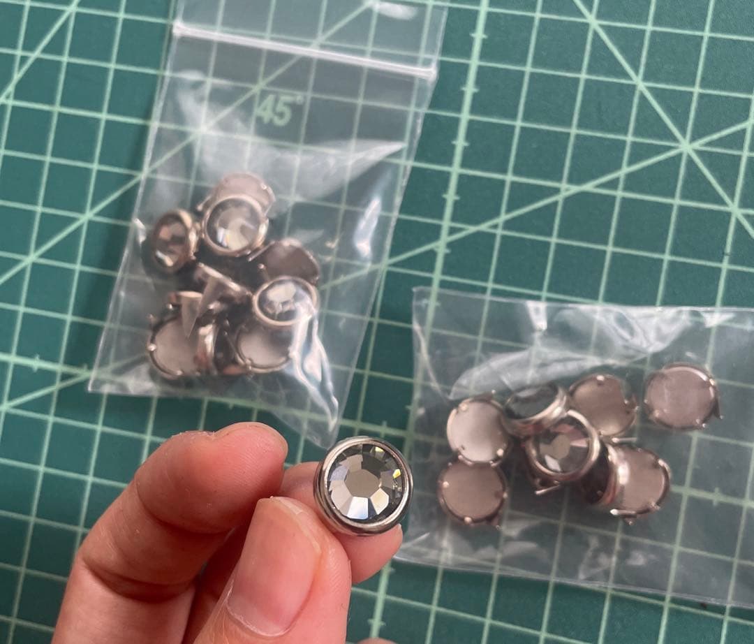 スタッズ　Studs made in USA