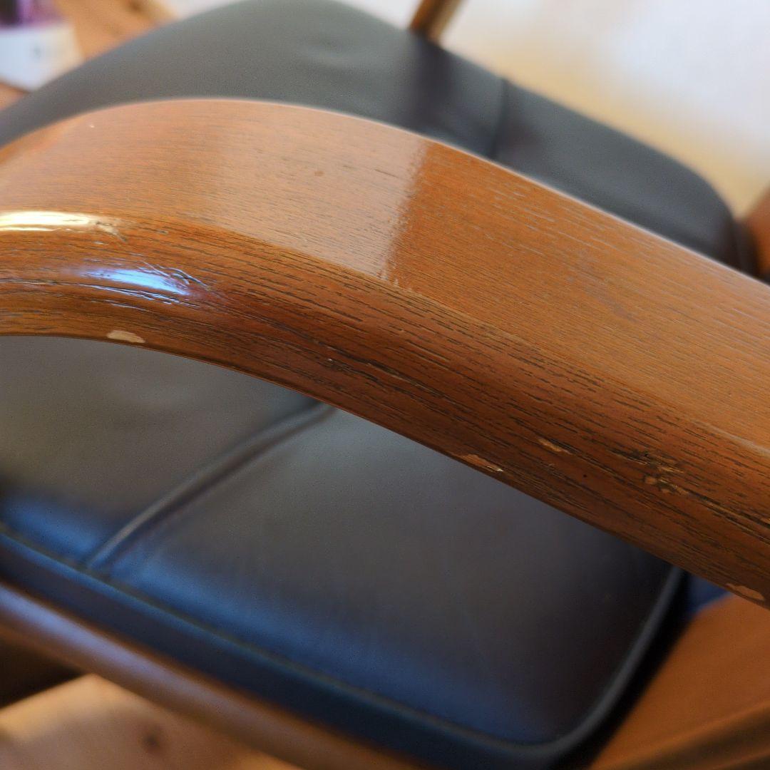 レザー アームチェア キャスター付き