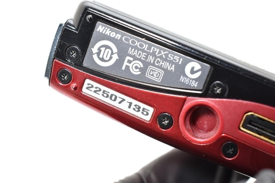 【まるこ】 ニコン　Nikon COOLPIX S51 レッド