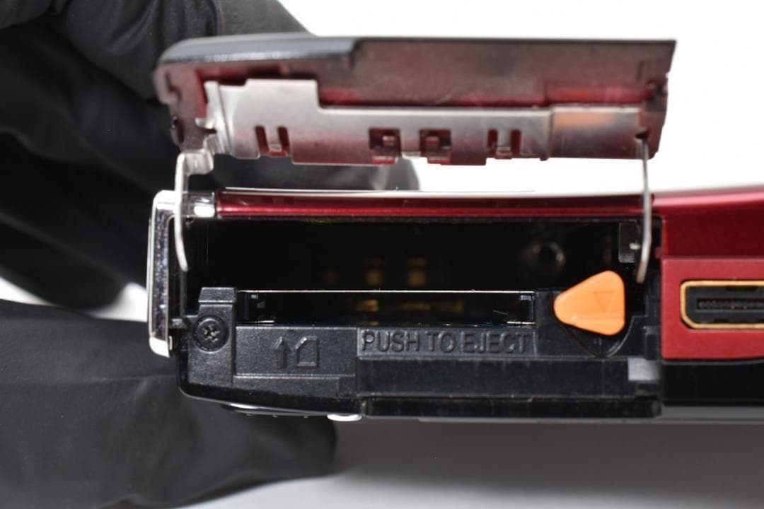 【まるこ】 ニコン　Nikon COOLPIX S51 レッド