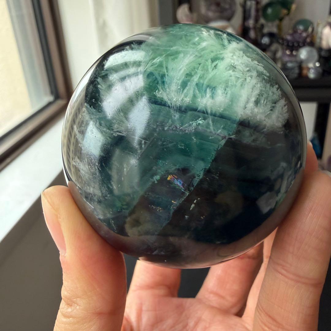 天然石フェザーフローライトのスフィア　丸玉　置物NO.030203
