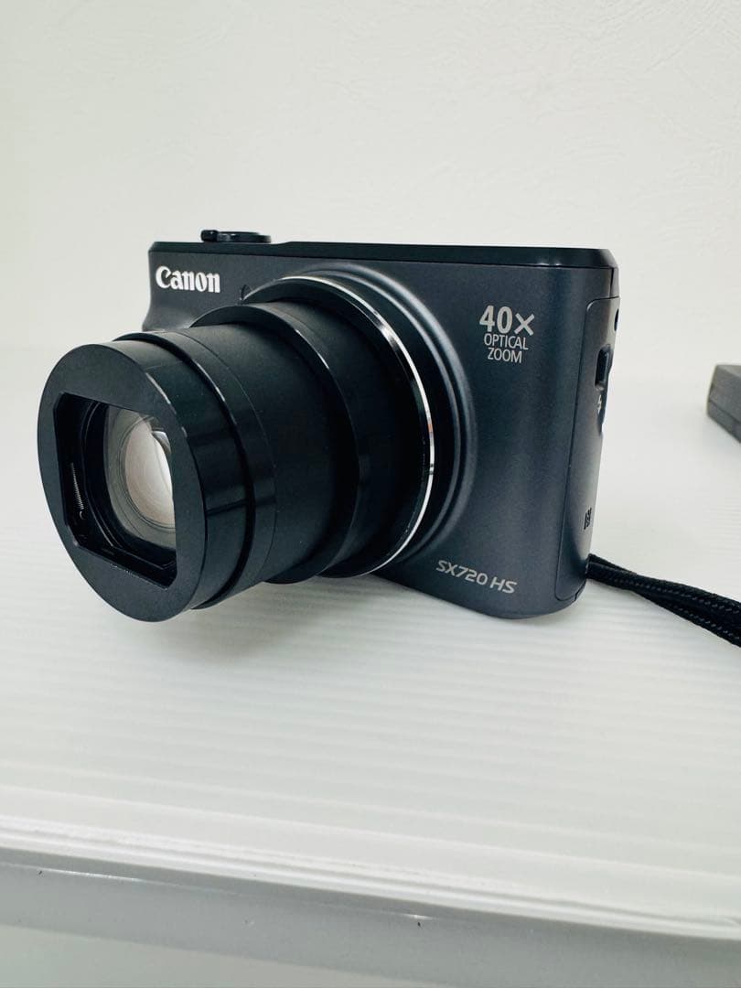 【極美品】 キヤノン Canon Powershot SX720 HS コンデジ