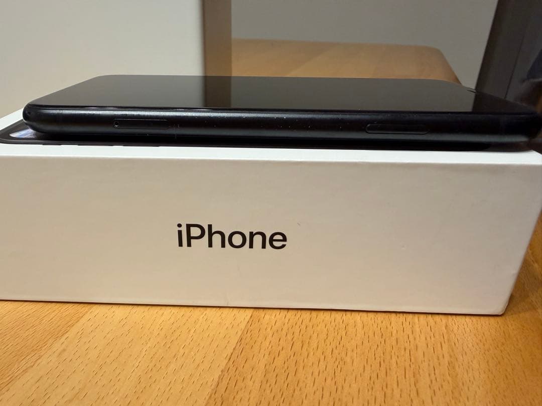 Apple iPhone XR ブラック 本体 64GB SIMフリー