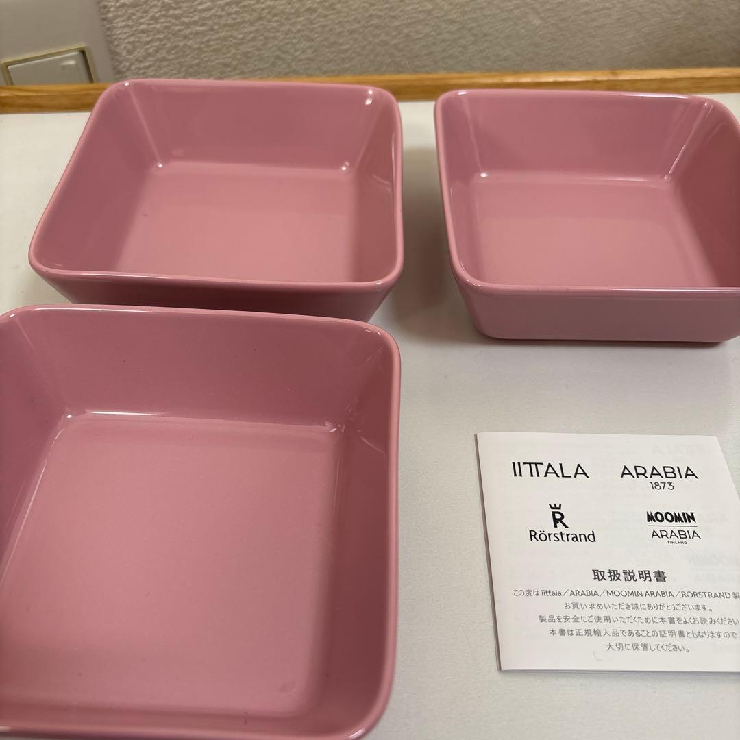  イッタラ　TEEMA ティーマ スクエアプレート ローズ　３枚