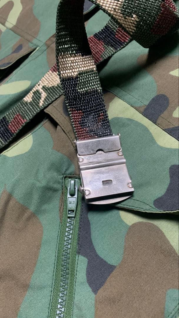 1990年代中国武装警察の上下制服　ベルト付き　迷彩服・パンツセット 緑系迷彩