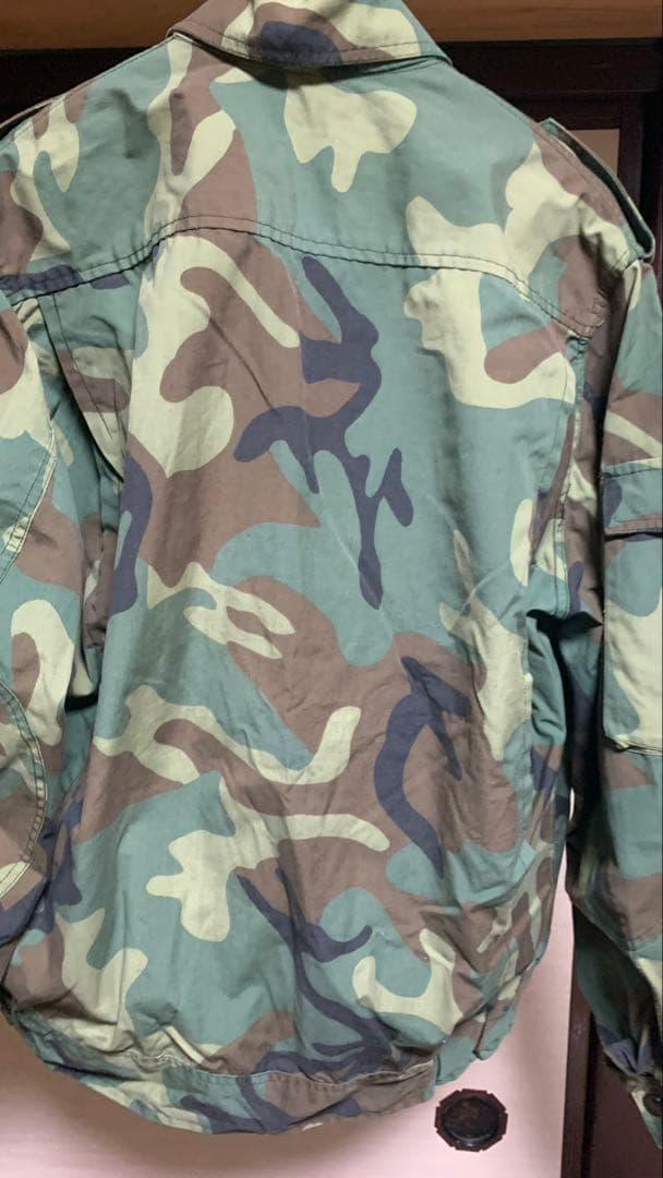 1990年代中国武装警察の上下制服　ベルト付き　迷彩服・パンツセット 緑系迷彩