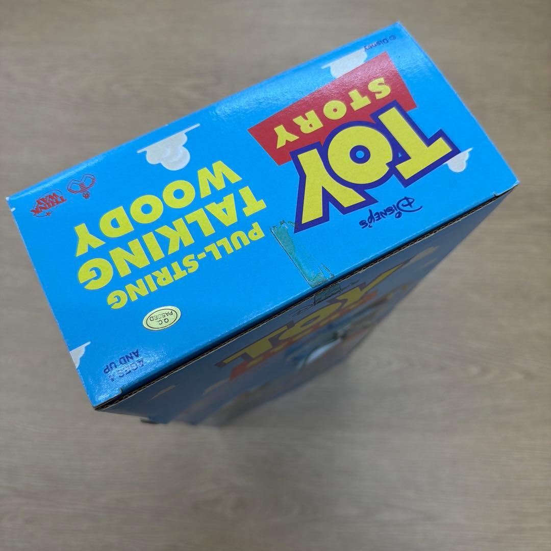 トイストーリー　TALKING WOODY