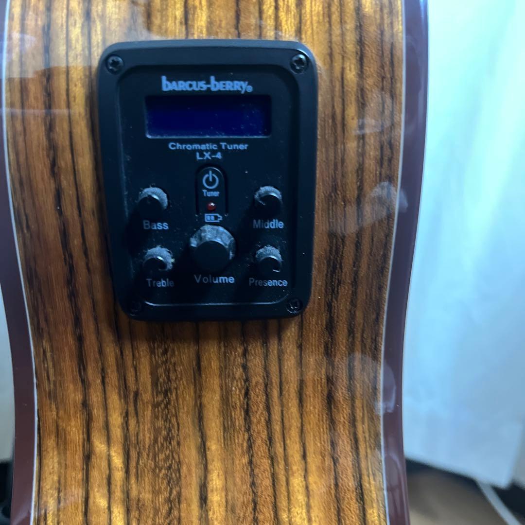 【ケース付き】Washburn エレアコギター