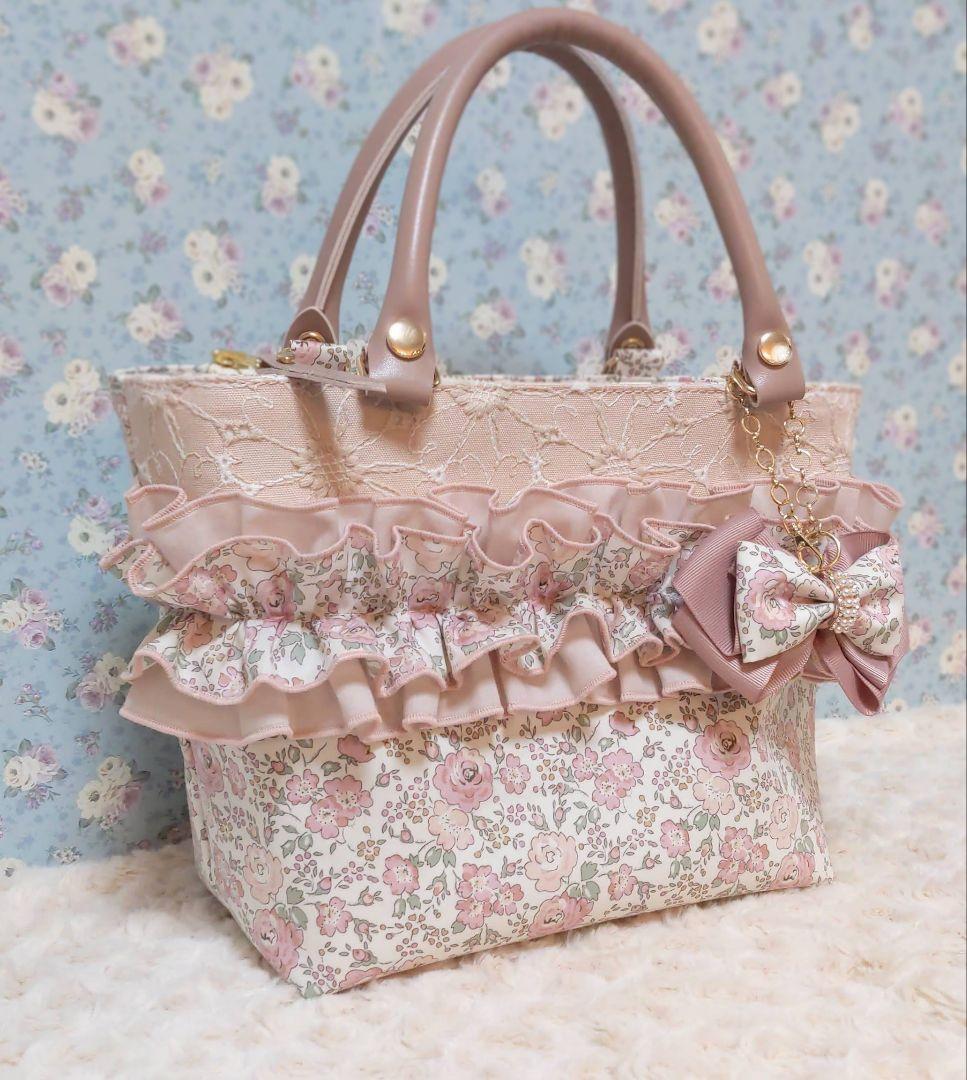 リバティ　フェリシテ　ベビーピンク　リボンチャーム付ダブルフリルトート