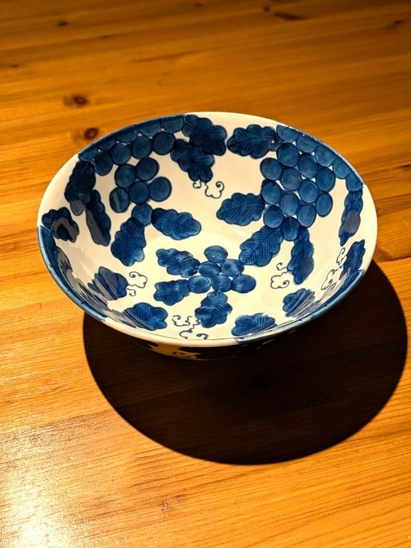 大明成化年製　葡萄　深皿　大鉢　明時代