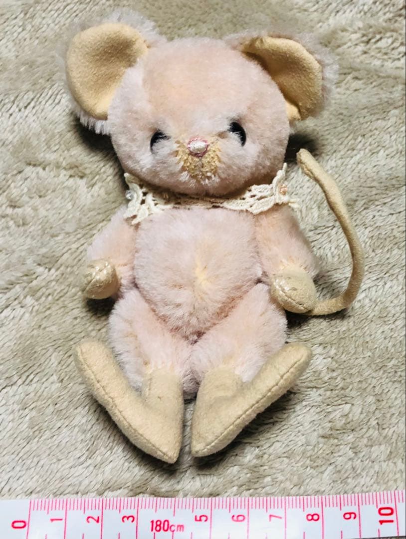 ネズミ　桃色のネズミ　作家　作家様　ハンドメイド　ぬいぐるみ