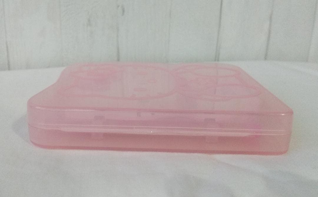 キティ　ケース入りメモ　ダイカット　花