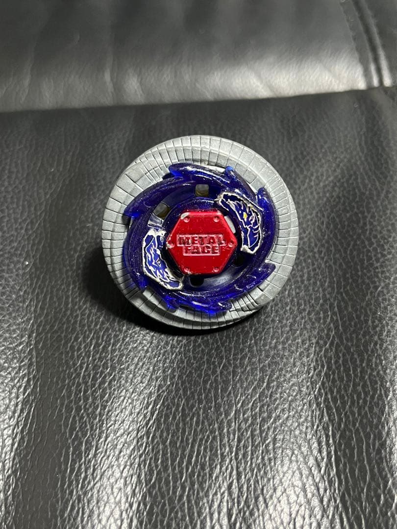 メルカリ便 メタルファイトベイブレード デュオウラヌス フェイスメタル