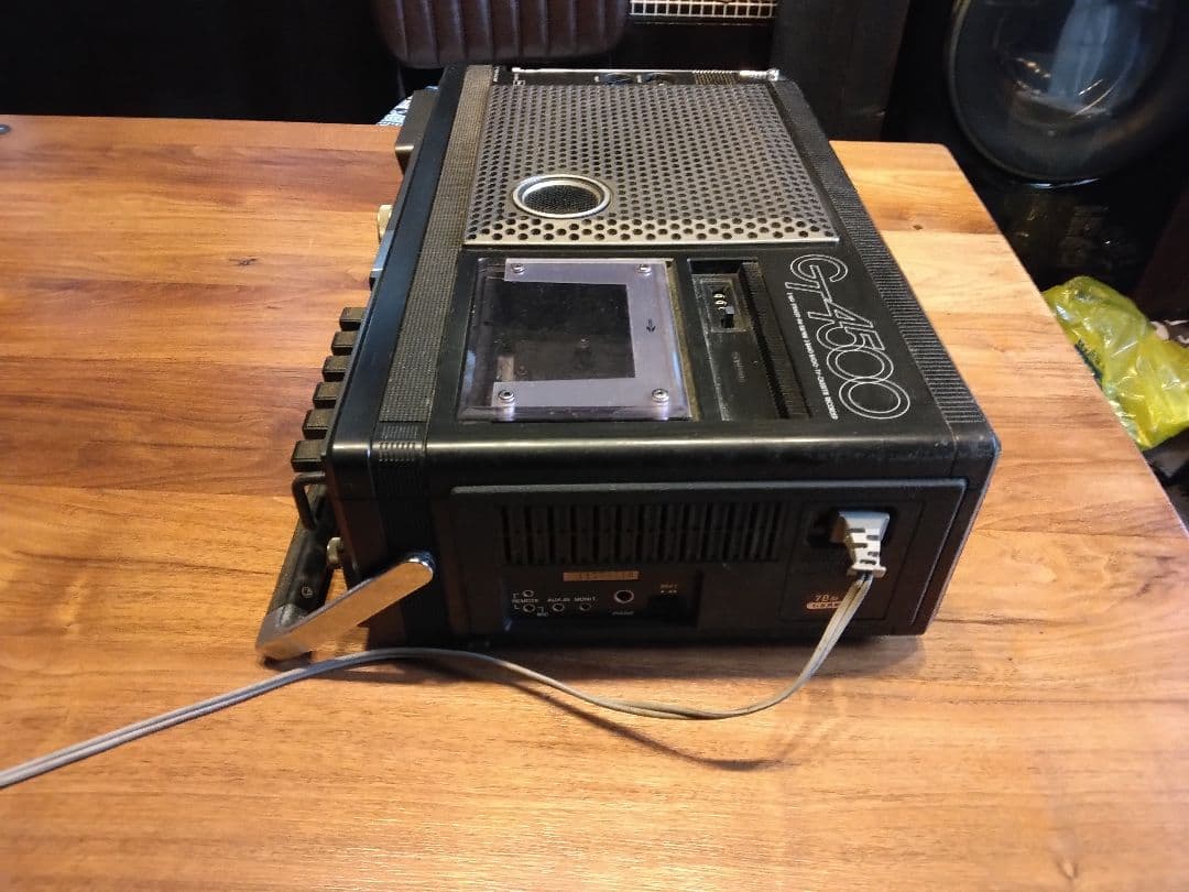 1978製東芝テレビラジオカセット付GT-4500