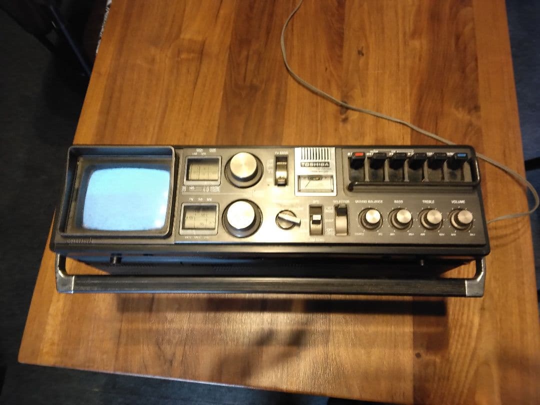 1978製東芝テレビラジオカセット付GT-4500