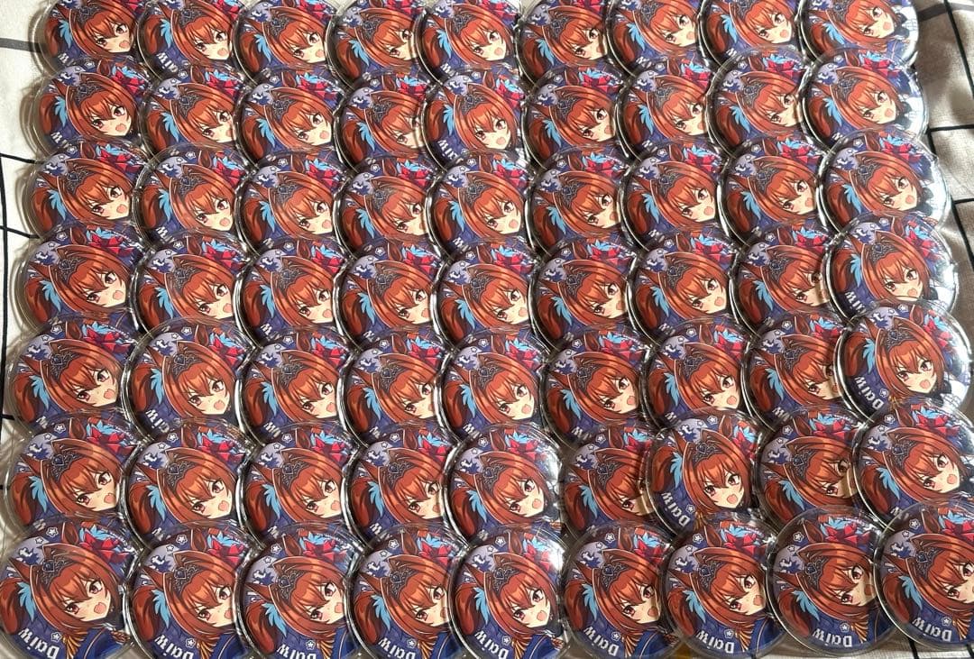 ウマ娘ダイワスカーレット 缶バッジ ハチャウマ缶 63個