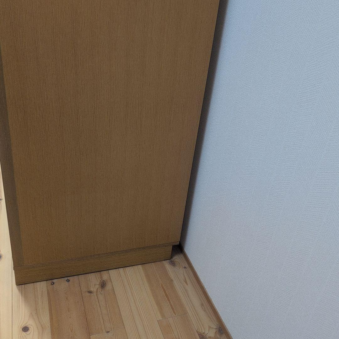 ワードローブ　洋服タンス　扉付き収納　ミラー付き　衣装