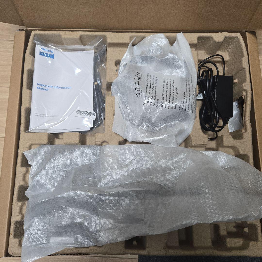 Philips 液晶ディスプレイ23.8インチ WQHD 24E1N5500E