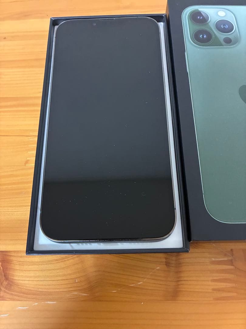 Apple iPhone 13Pro Maxミッドナイトグリーン 本体
