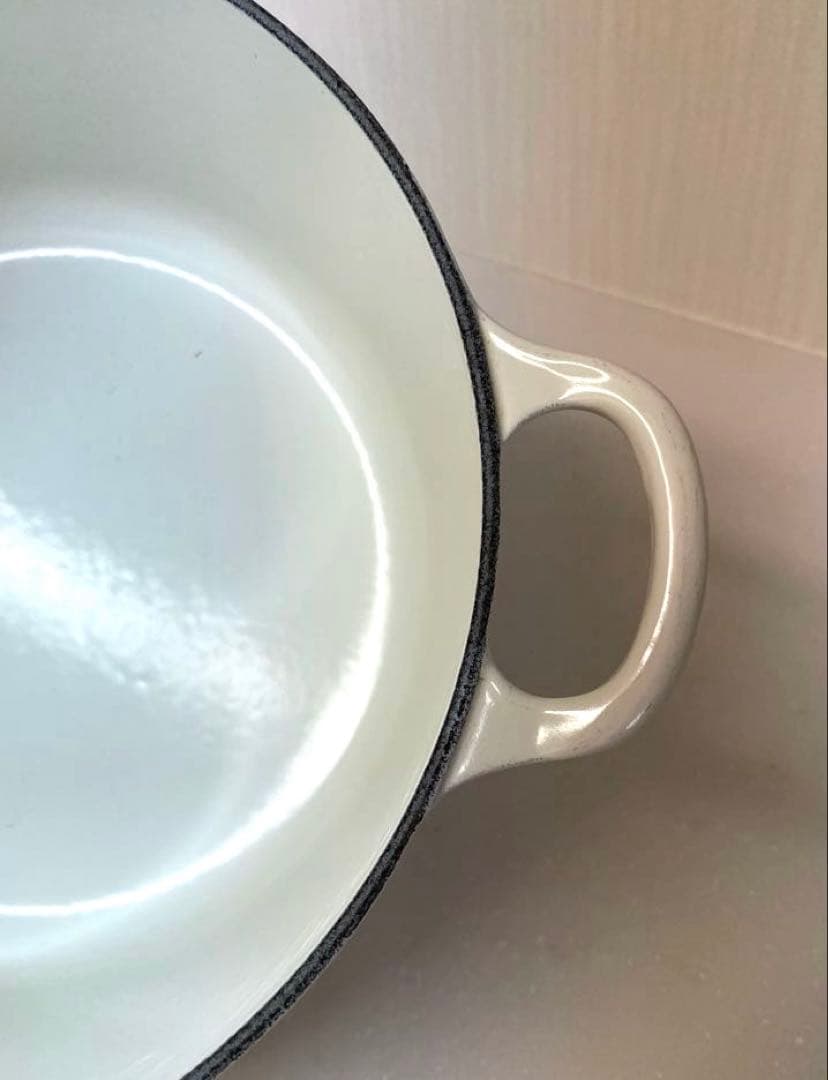 Le Creuset ルクルーゼ　ココットロンド　22cm 両手鍋　鍋