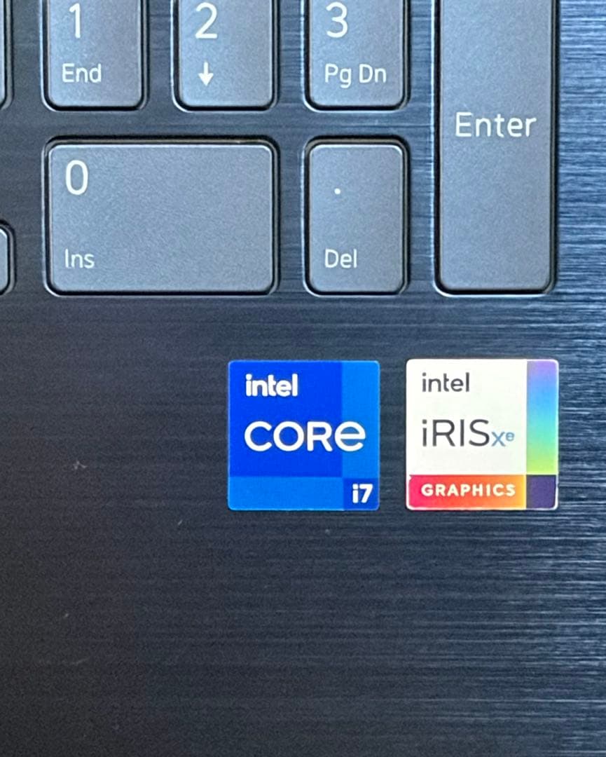 美品VAIO Core i7 Win11、16GBメモリ、SSD1TB、画面16