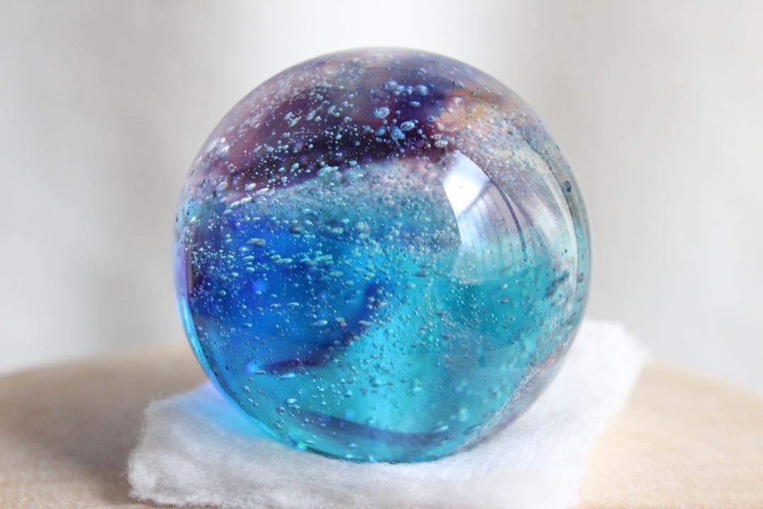 シエラネバダ産アンダラクリスタル　スフィア　マルチカラー　ブルー系