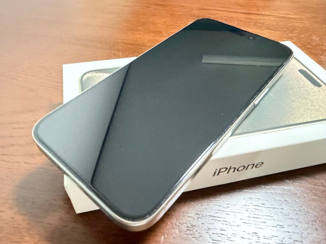 iPhone 15 Pro Max 256GB ナチュラルチタニウム