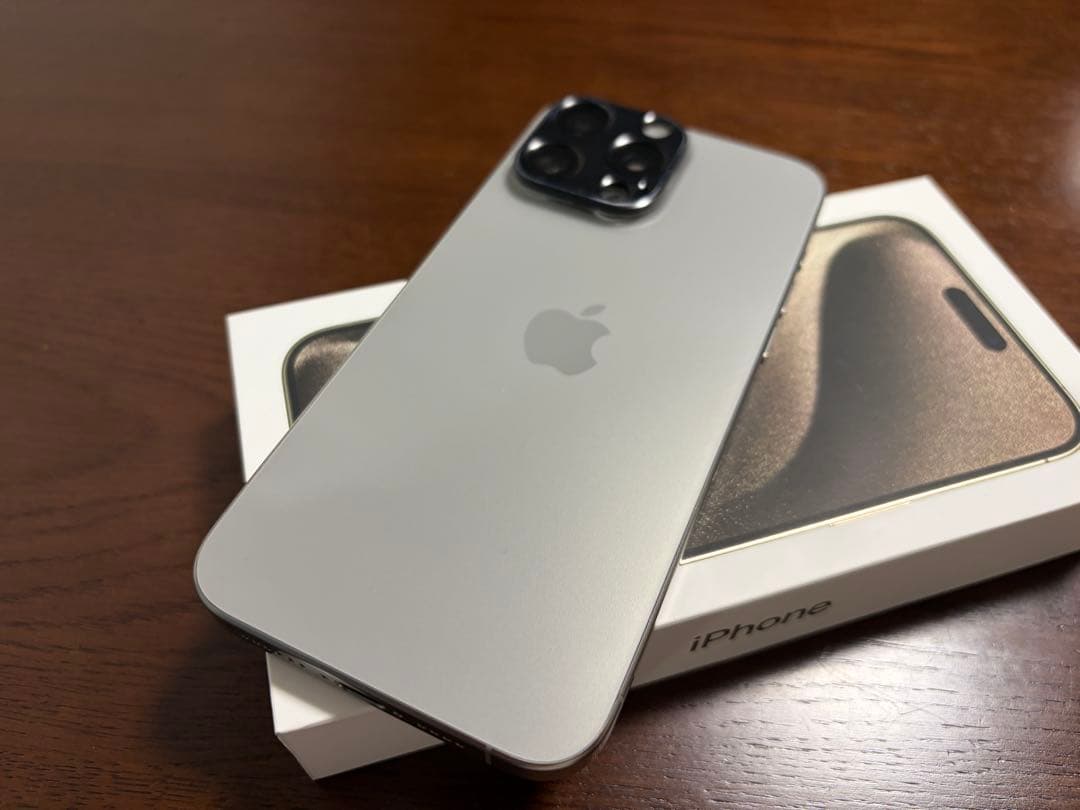 iPhone 15 Pro Max 256GB ナチュラルチタニウム