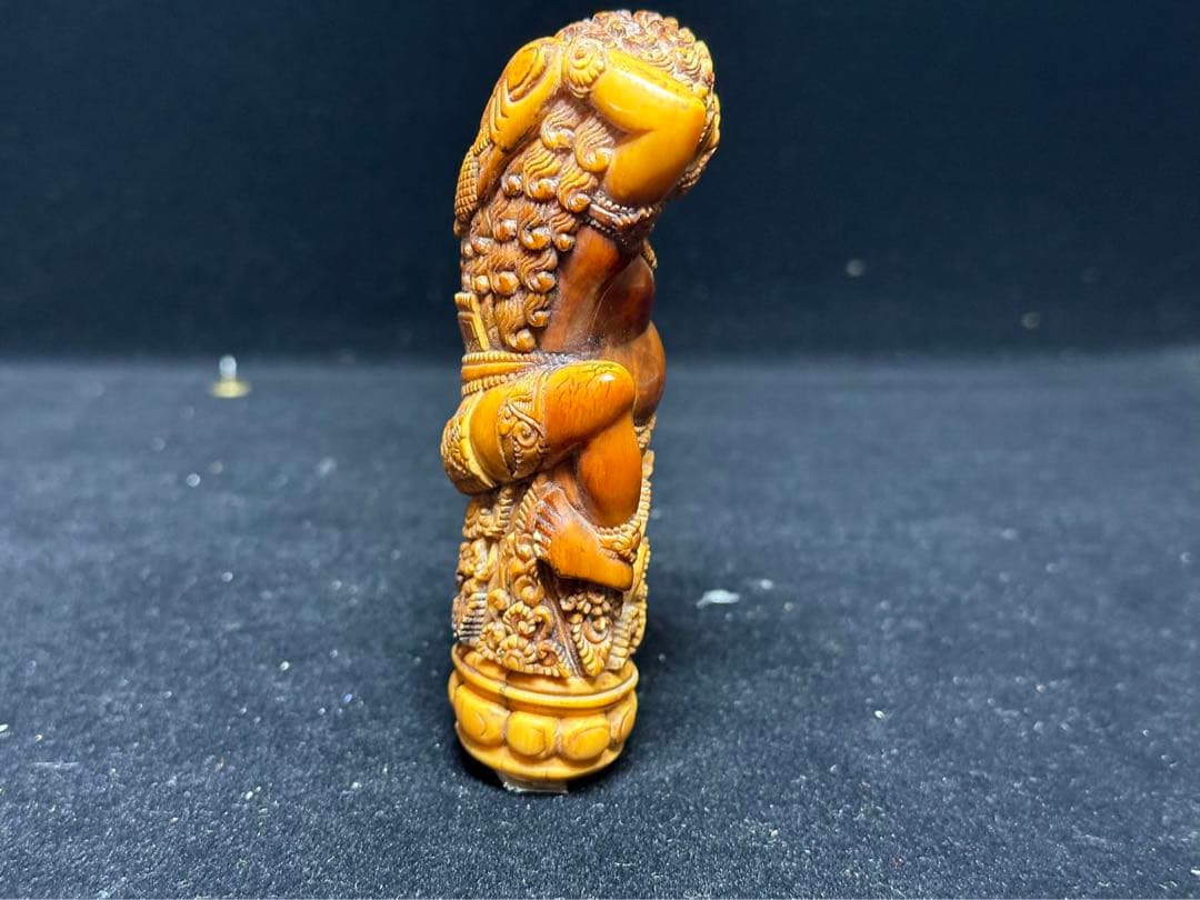 極上　置物　根付　神様　天然素材　彫刻 　細密細工　骨董　アンティーク