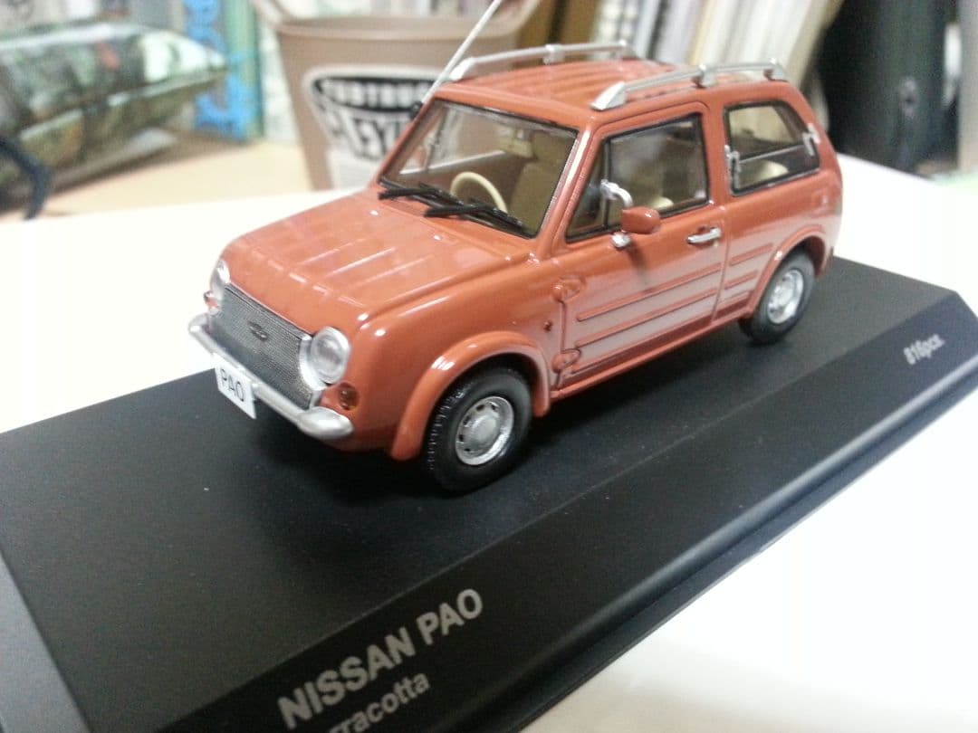 京商 日産 パオ Pao テラコッタ ミニカー 1/43