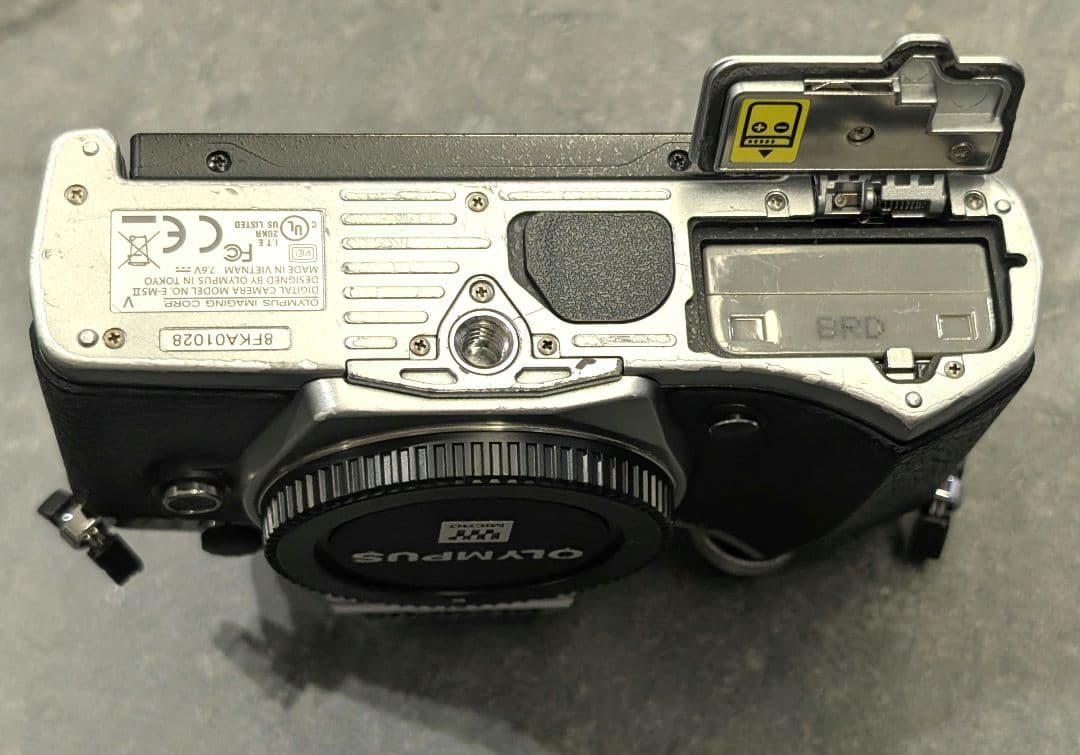 【ジャンク】OLYMPUS OM-D EM-5 markⅡ　ボディ
