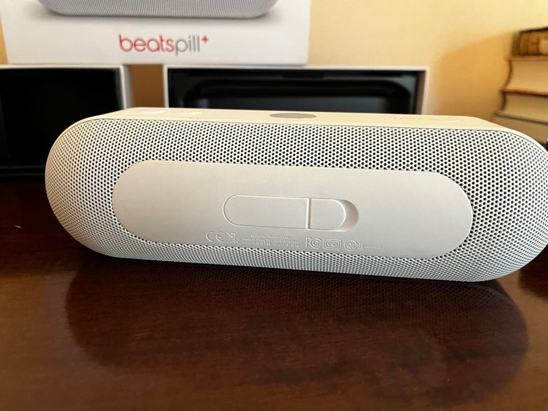 10月いっぱいで掲載終了Beatsワイヤレススピーカー ホワイBluetooth