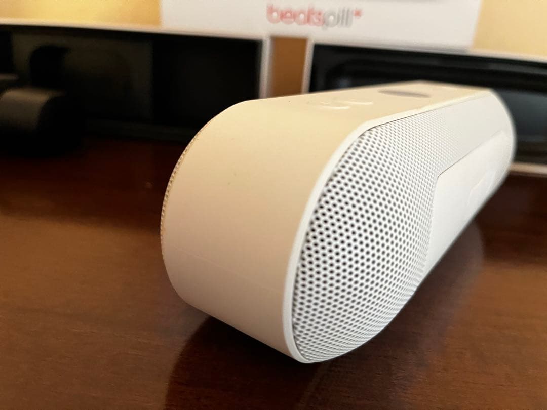 10月いっぱいで掲載終了Beatsワイヤレススピーカー ホワイBluetooth