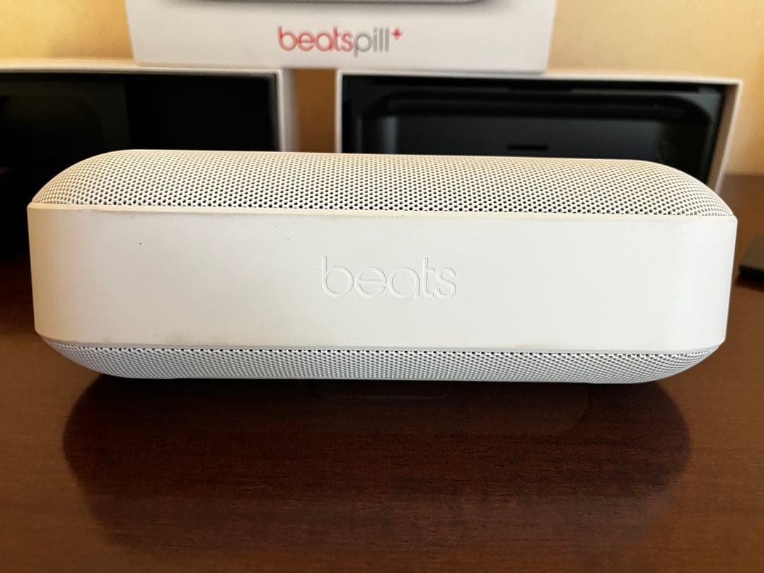 10月いっぱいで掲載終了Beatsワイヤレススピーカー ホワイBluetooth