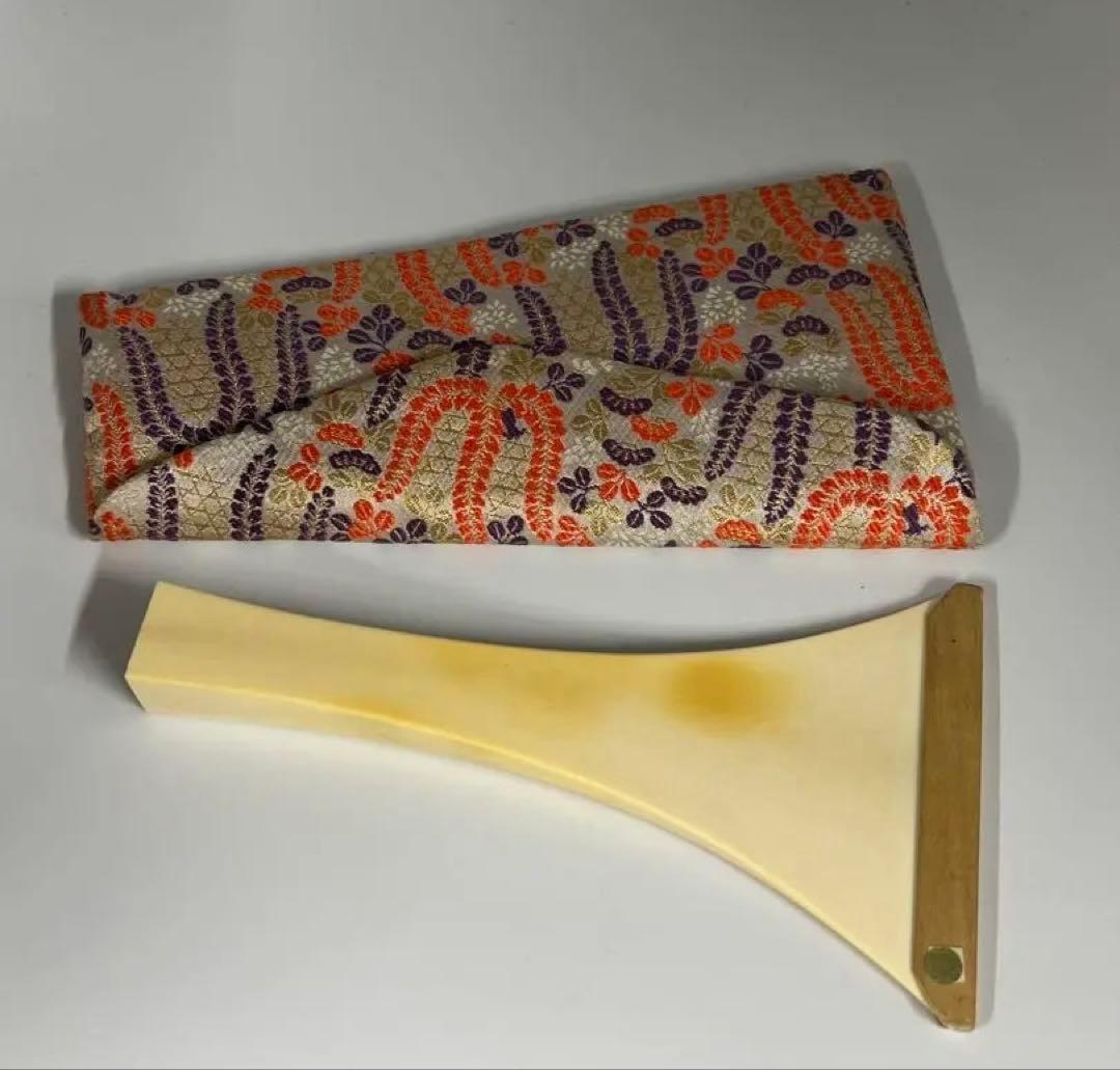 極上　三味線　撥　バチ　天然素材　和楽器　アンティーク　細密細工/BL1-04