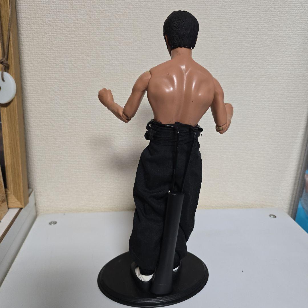 ブルース・リー フィギュア