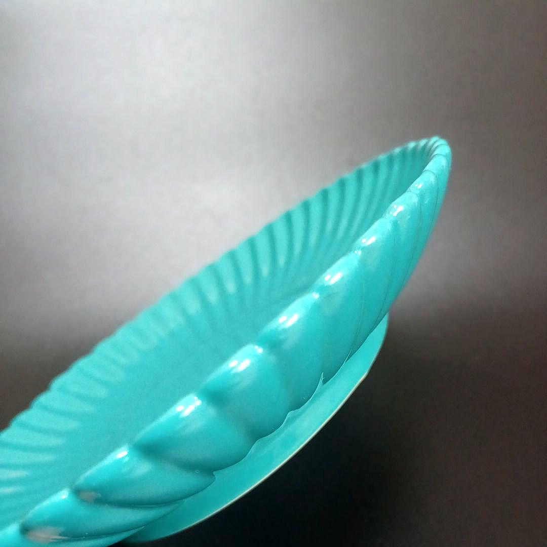 紅釉天藍釉菊口皿一対　中国古美術