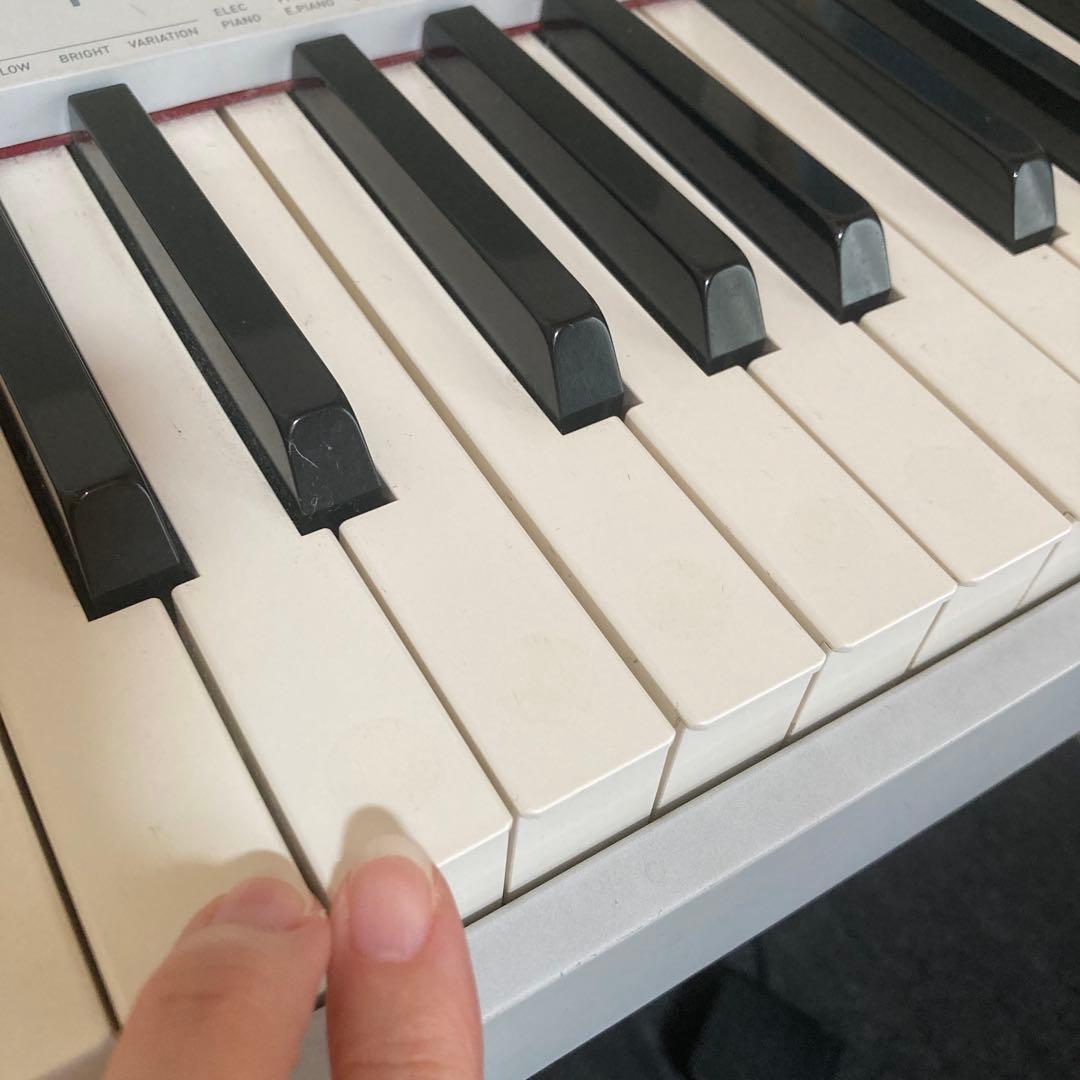 CASIO PX-135 Privia ホワイト電子ピアノ 多機能　白