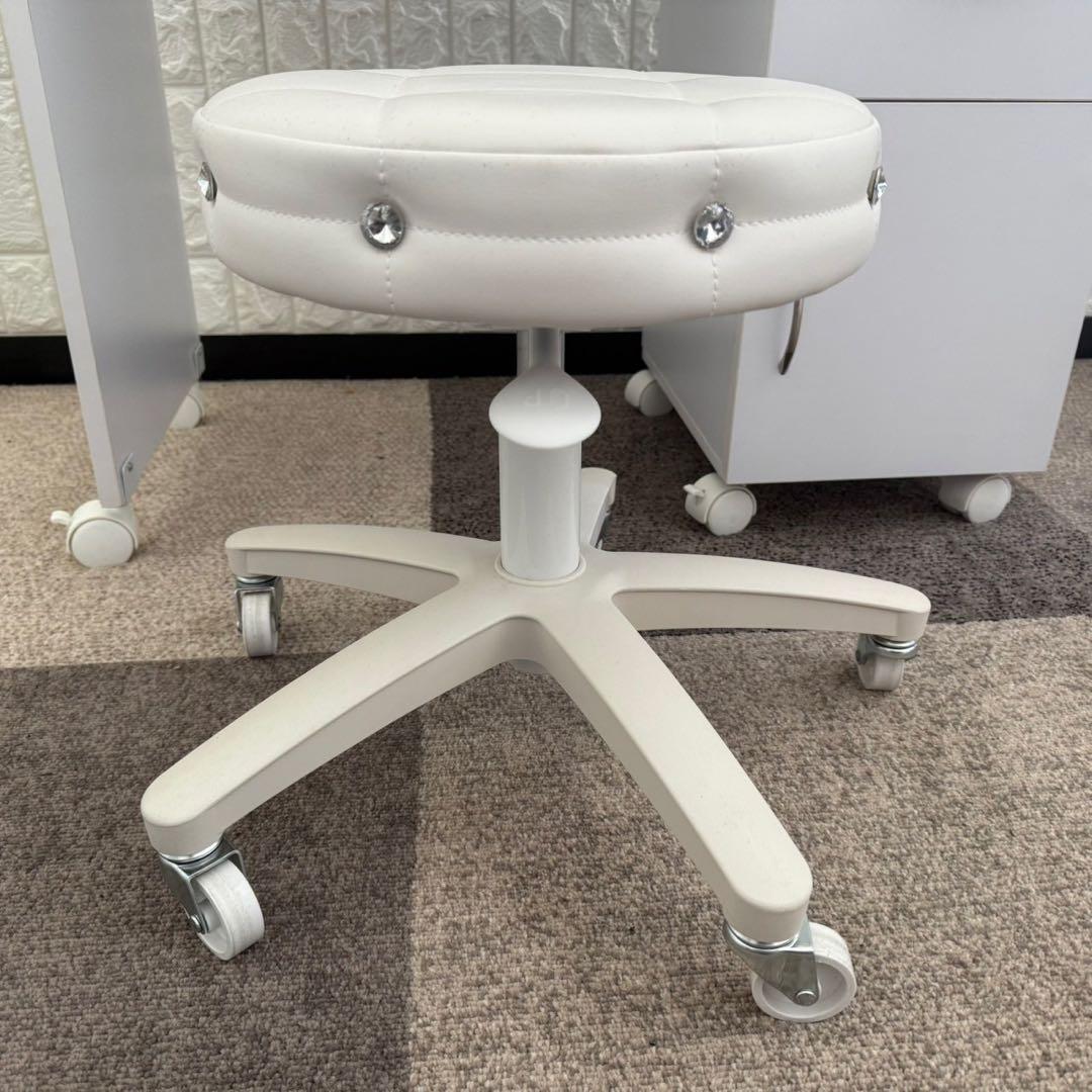 kkk ✨設置まで！集塵機付きネイルテーブル&チェア　美品