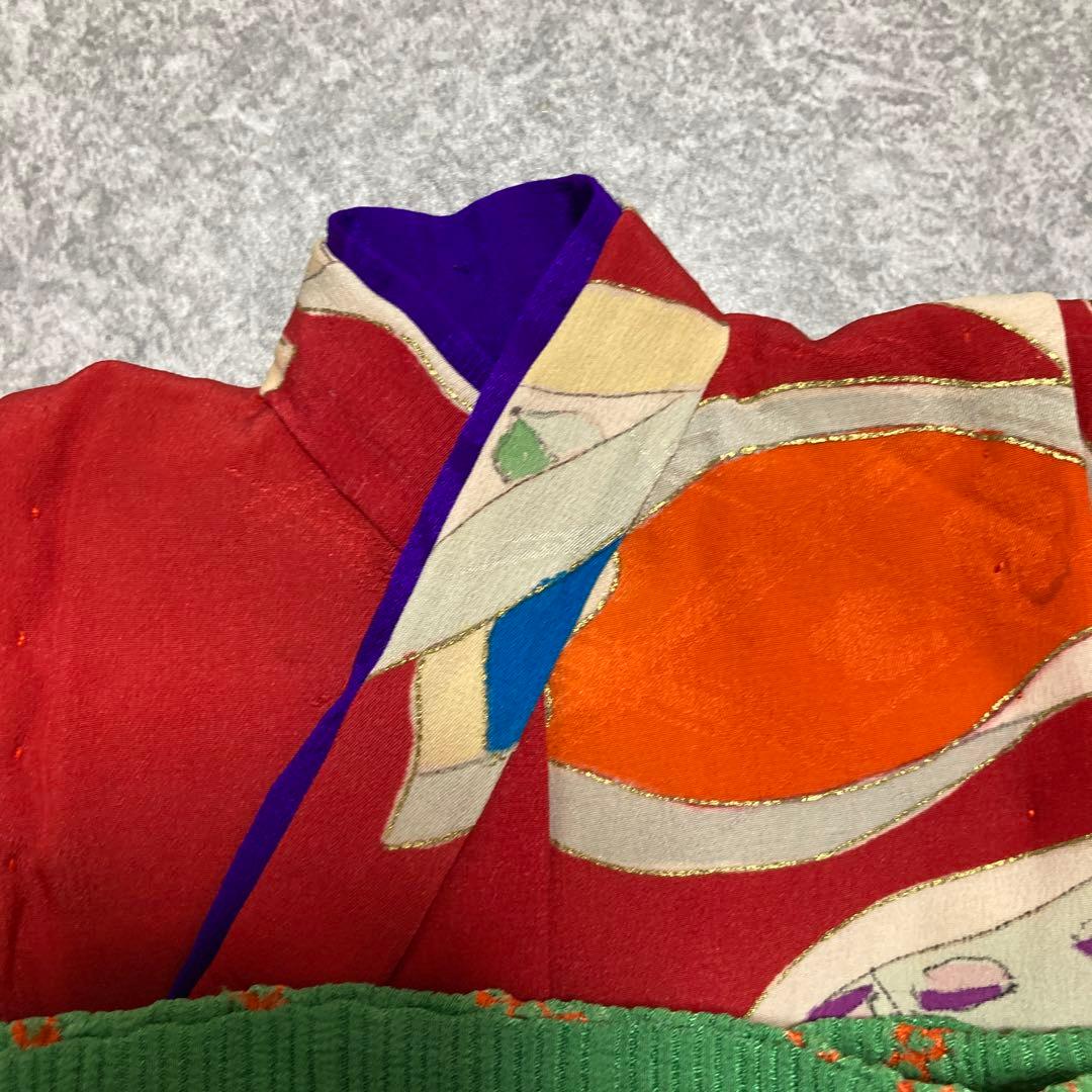 赤い花柄の着物と緑の帯セット，古布