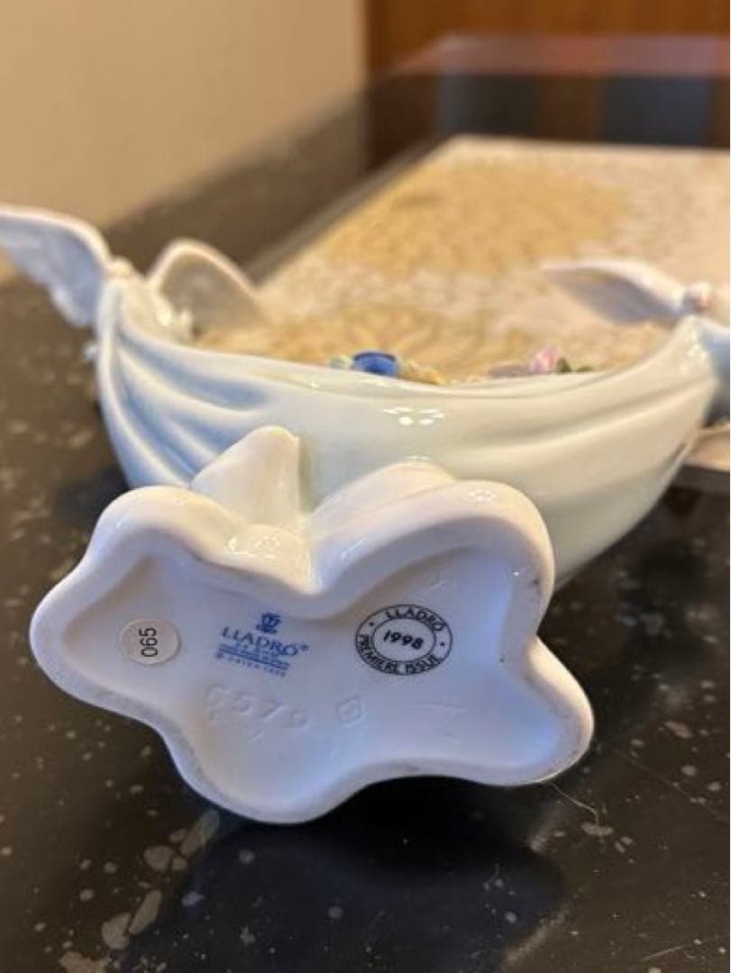 リヤドロ　平和の花かご