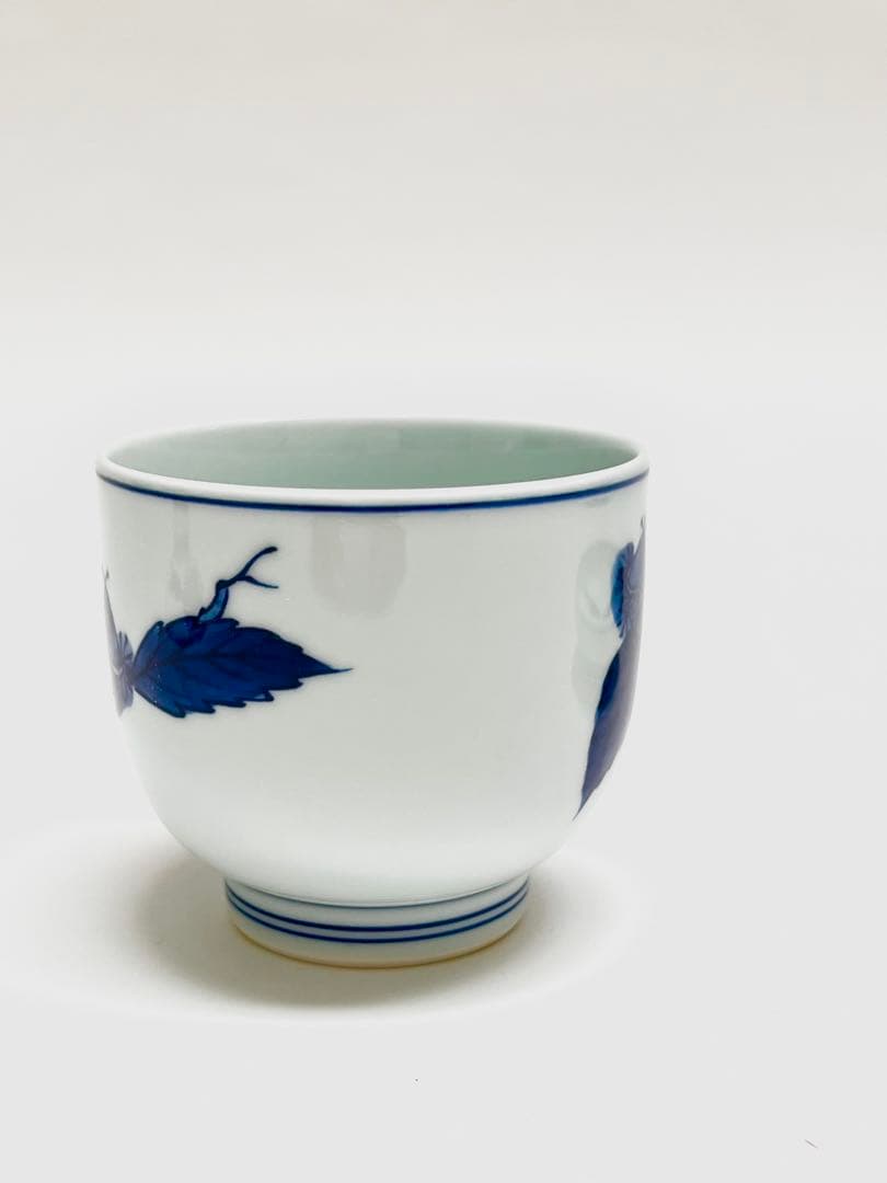 源右衛門窯　染付栗紋　蓋付き碗