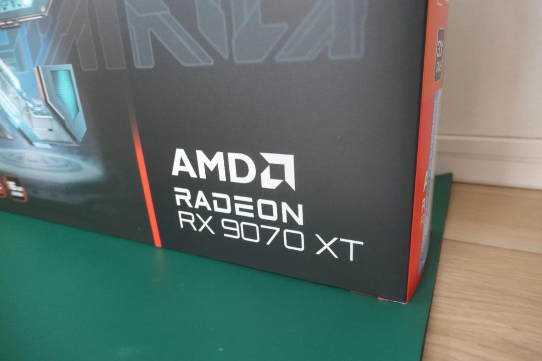 グラフィックボード・グラボ・ビデオカード GIGABYTE Radeon RX 9070XT Gaming OC 16GB