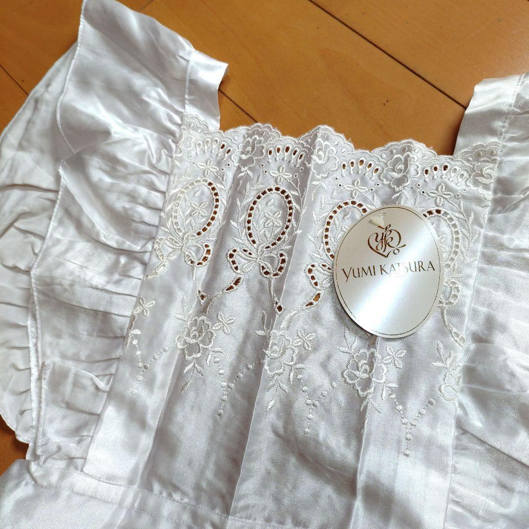 【新品タグ付き】桂由美　フリルレース　刺繍エプロン　白　高級感