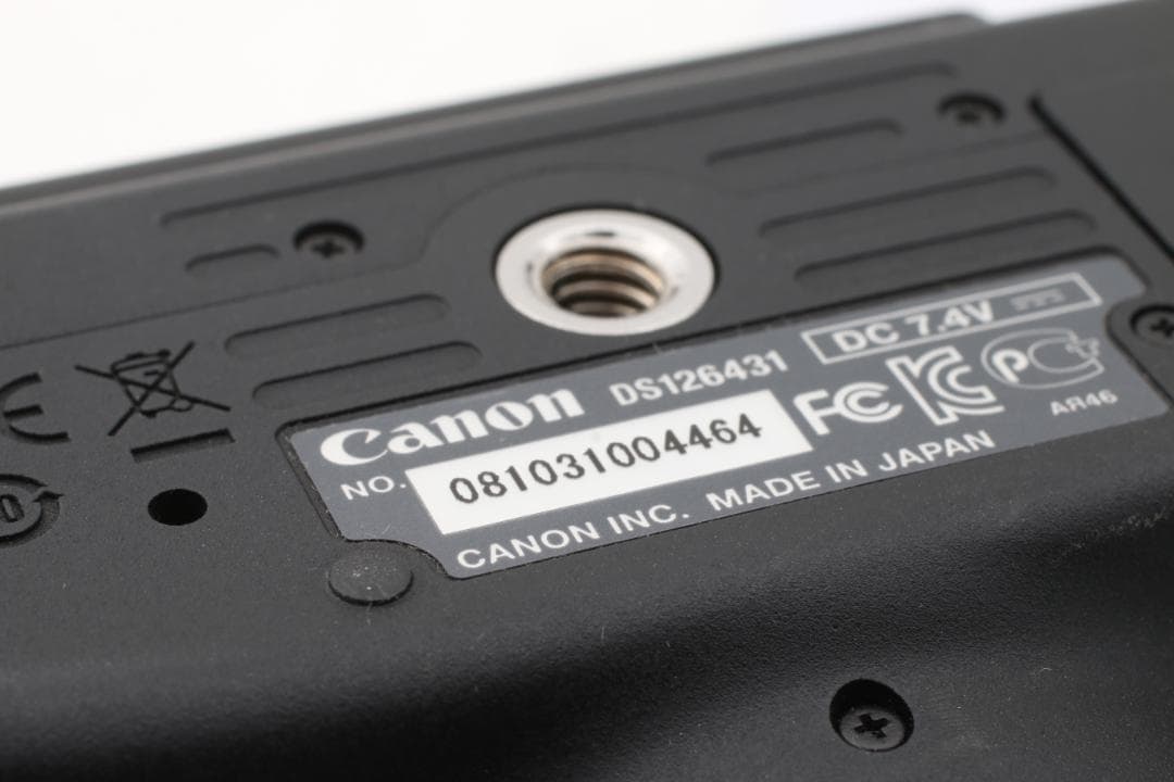 Canon EOS Kiss X7i デジタルカメラ ダブルレンズキット セット