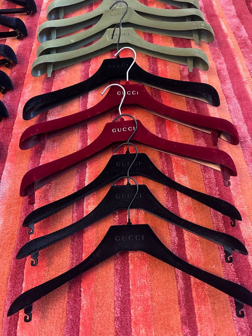 GUCCI グッチハンガー 20個　まとめ買い　お買い得