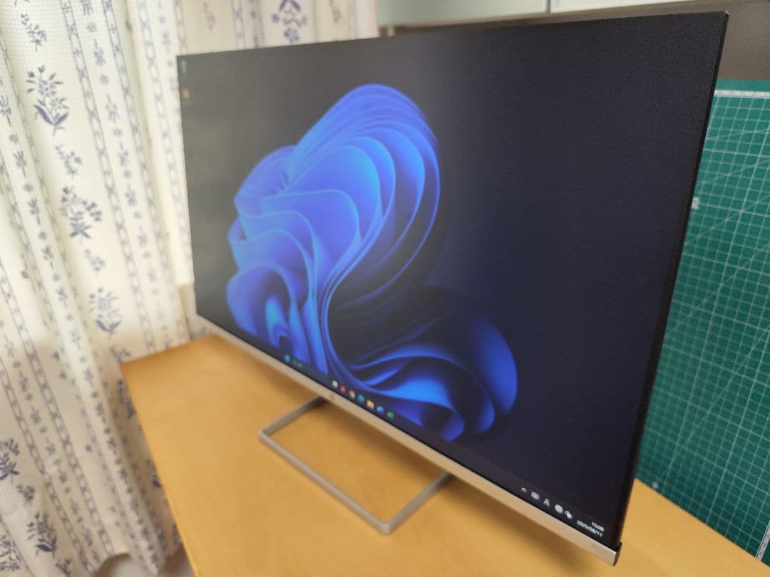 HP M27f 27インチ フルHD モニター　中古　専用箱付