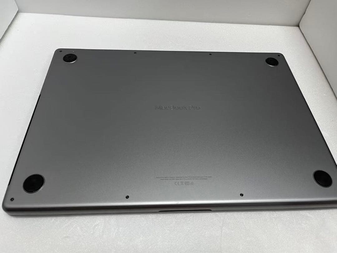 MacBook Pro M1 Max 16インチ2021 2TB/64GB